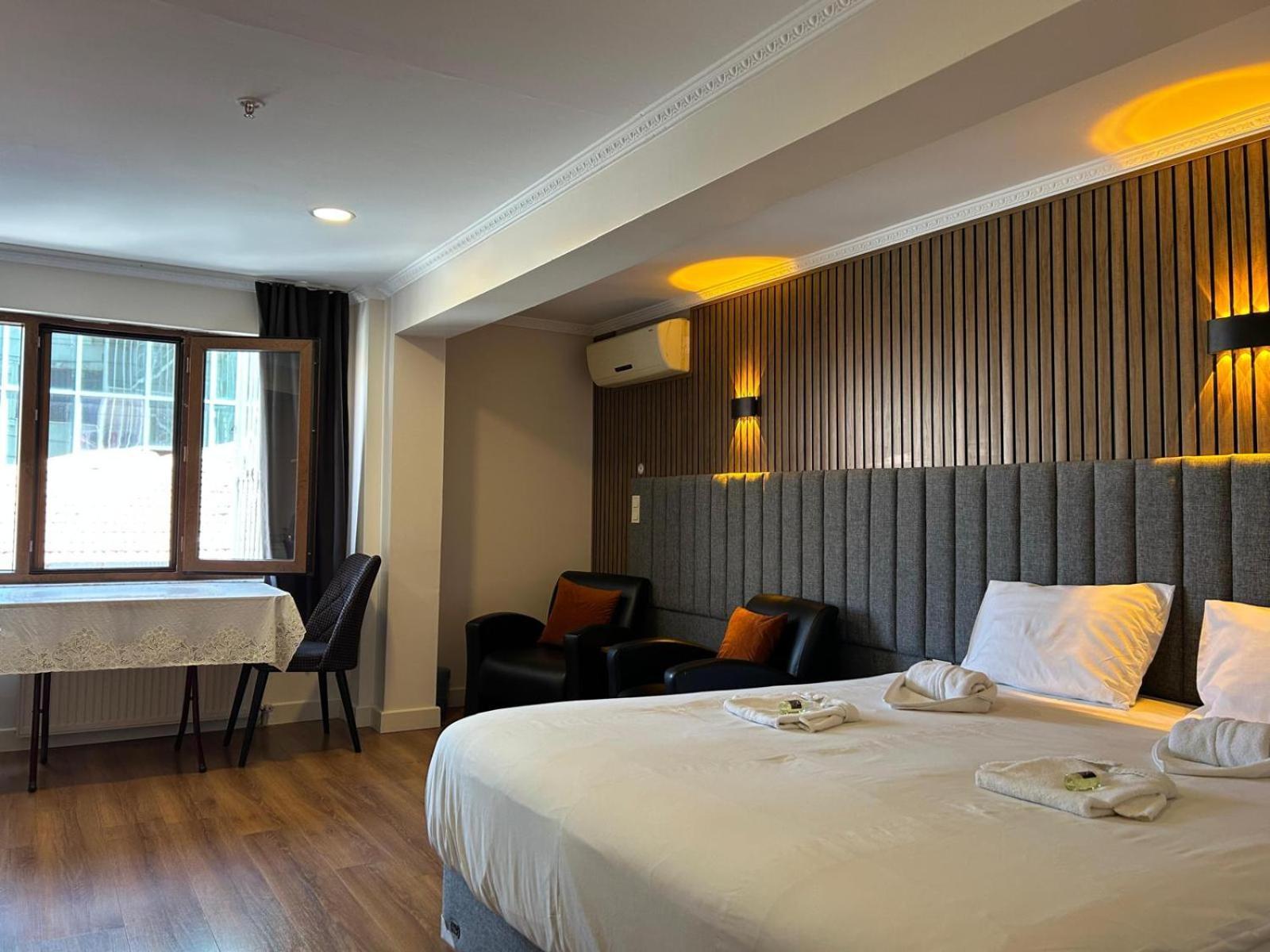 Otel Naila 2*