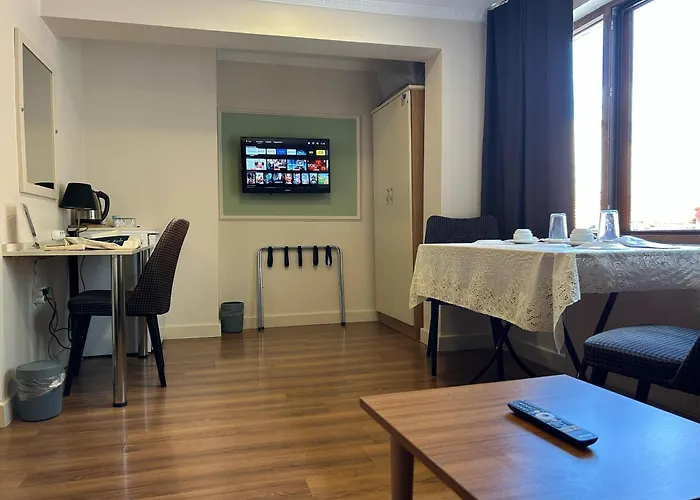 Naila Hotel